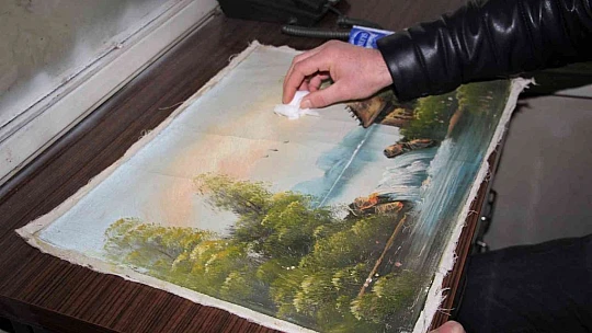 Tablosunun Dali'ye ait olduğunu düşünen şahıs 5 milyon Euro'ya satışa çıkardı