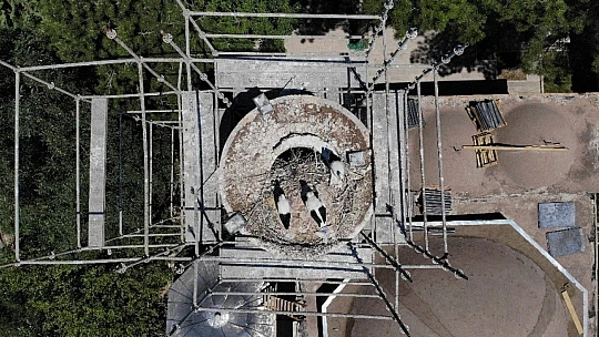 Tam 386 yıllık, 4.Murat'ın yaptırdığı caminin minaresi söküldü