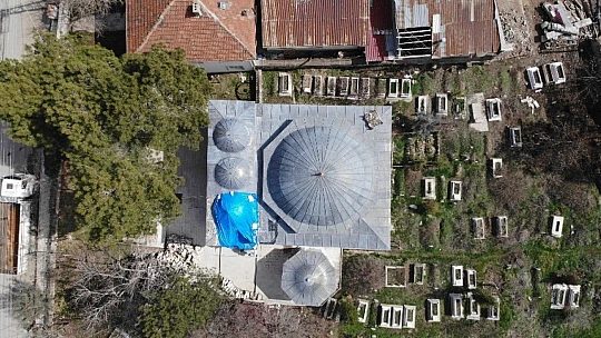 Tam 386 yıllık, 4.Murat'ın yaptırdığı caminin minaresi söküldü