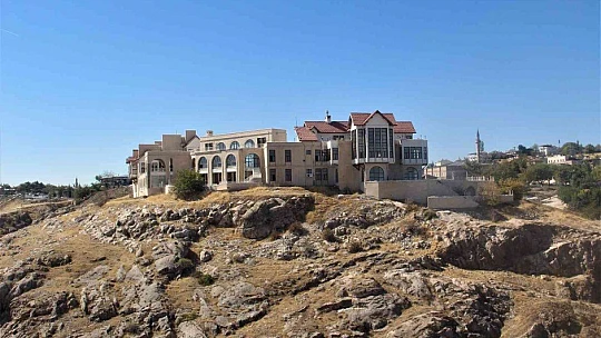 Tarihi Harput Kalesi turistlerin gözde mekanı haline geldi