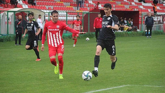 TFF 3. Lig: HD Elazığ Karakoçan FK: 3 - Kuşadasıspor: 2