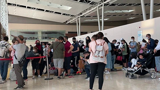 Uzun süreli rötarlar yolcuları zora sokuyor