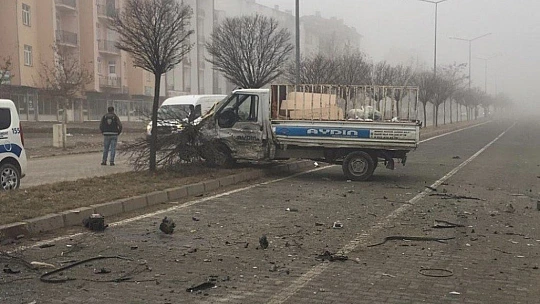Transit ile pikap çarpıştı: 6 yaralı