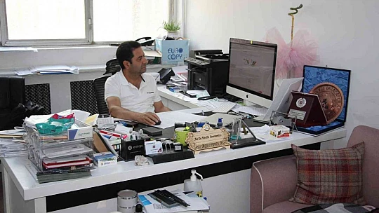 Türk profesörden önemli çalışma: Işık dalga boyu analizörü cihazı üretti