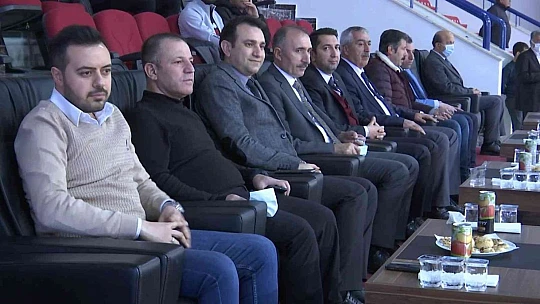 Türkiye Badminton Şampiyonası başladı