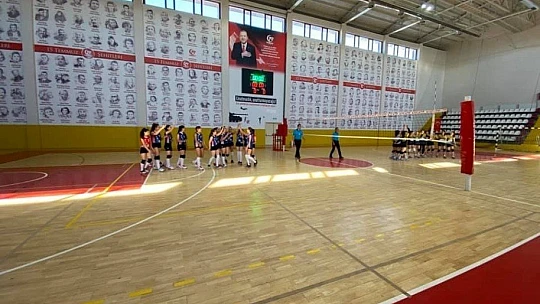 Elazığ Voleybol: 3 - Mardin Gençlik: 0