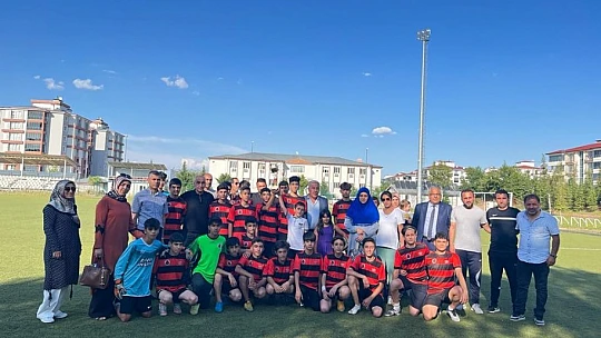 U14 Ligi'nde şampiyon Elazığ Yolspor