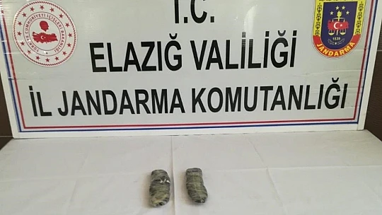 Uyuşturucu, ayakkabılarının içinden çıktı