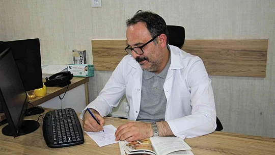 Uzm. Dr. Cihangiroğlu: 'Salmonelloz, tifo veya benzeri klinik tablolara da neden olabilmektedir'