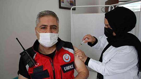 Vakaların arttığı Elazığ'da İl Sağlık Müdürü Prof. Dr. Polat, vatandaşları uyardı