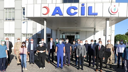 Vali Erkaya Yırık, İlçe Ziyaretlerine Devam Ediyor