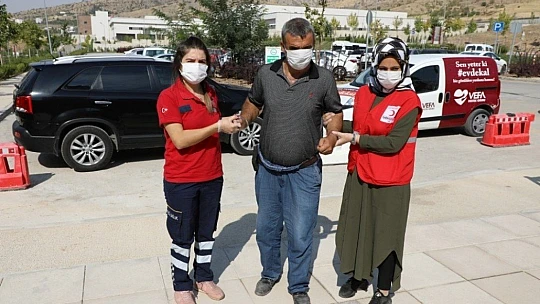 Hem tedavisi başladı, hem de maaş bağlandı