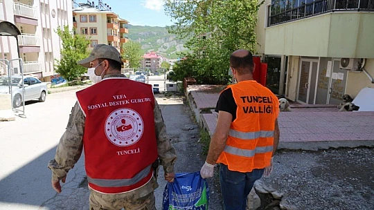 Vefa ekibi, can dostları unutmadı