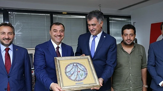 Türkiye'nin Önde Gelen Tekstil Firmaları Yatırım İçin Elazığ'a Geliyor