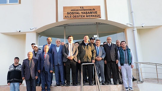 Vali Kaldırım Evleri Yanan Aileleri Ziyaret Etti