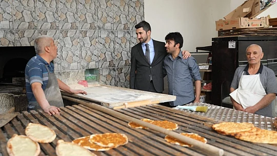 AK Parti Milletvekili adayları saha çalışmalarını sürdürüyor