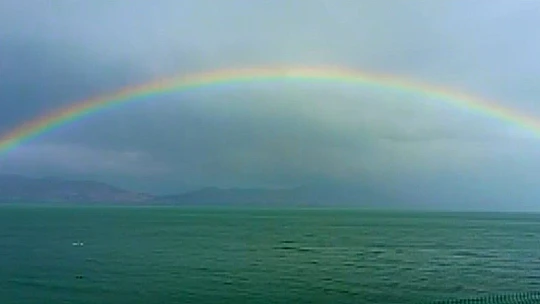 Yağmur sonrası oluşan gökkuşağı hayran bıraktı