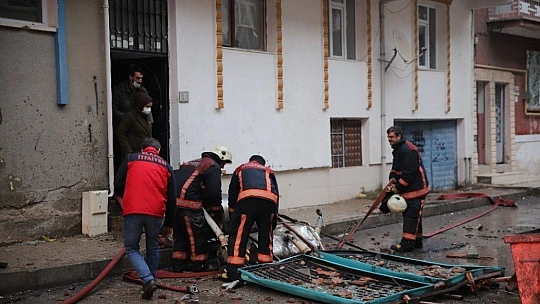 Yangında itfaiyenin dikkati faciayı önledi