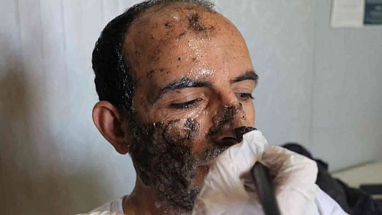 Yaptığı makyajlarla 'tatbikatların aranan eli' haline geldi