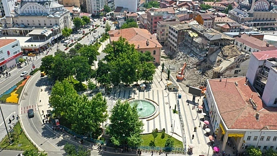 SGK Eski Binası Yıkılıyor
