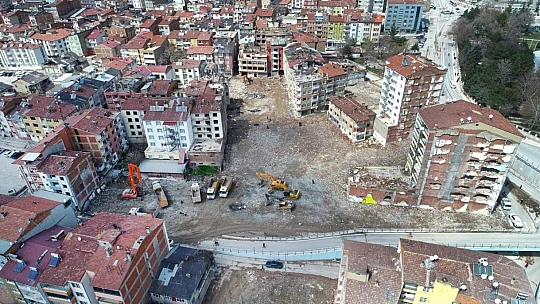 Rüstampaşa Mahallesinde yıkım çalışmaları başladı