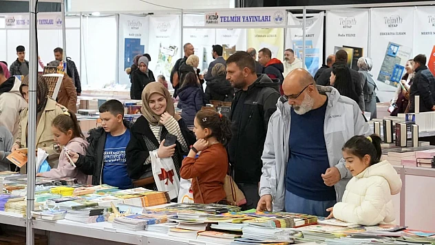 6. Kitap Fuarı'nda, değerli kalemler Elazığlılarla buluşuyor