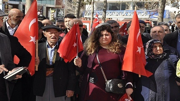 Bahar Kalkanı Harekatına Bayraklı Destek