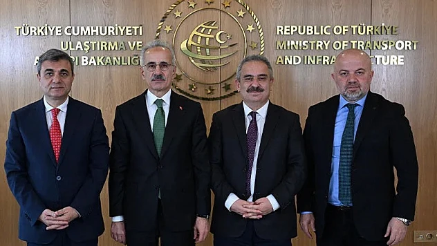 Bakan Uraloğlu: Pertek Köprüsü hakkında açıklamalarda bulundu