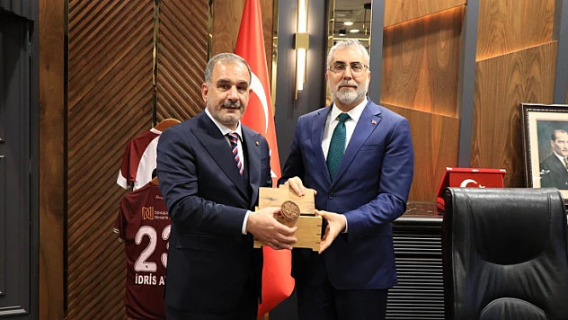 BAŞKAN ALAN: ELAZIĞ'IN DEPREM YAŞAYAN 10 İLİMİZE TANINAN AYRICALIKLARDAN İSTİFADE ETTİRİLMESİNİ İSTİYORUZ