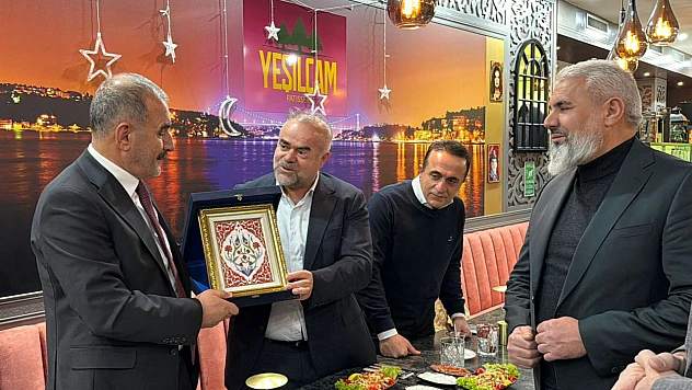 Başkan Alan, Hollanda'da Elazığlı iş insanlarıyla buluştu