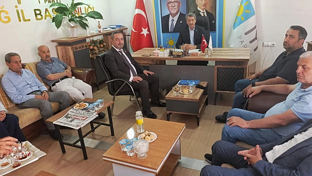 Başkan Özkan'dan siyasi parti il başkanlarına davet