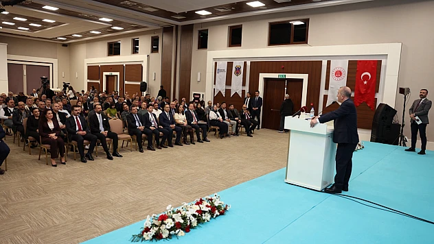 'Beyaz Ev' Modeli Antalya'da uluslararası sahneye çıktı