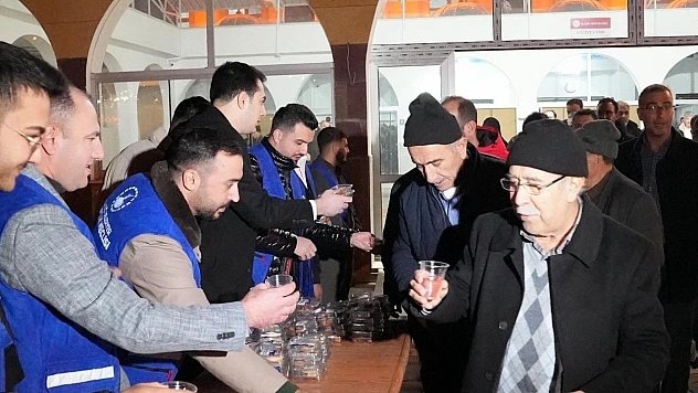 Elazığ Belediyesi'nden kandil simidi ikramı