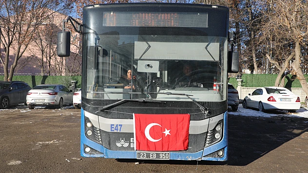 Elazığ Belediyesi'nden Türk Bayrağına yönelik saldırıya karşı milli duruş