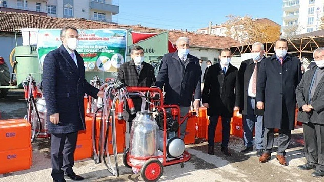 Elazığ'da besicilere makine ekipman desteği
