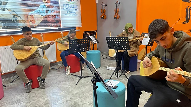 Elazığ'da gençlik merkezleriyle gelecek inşa ediliyor