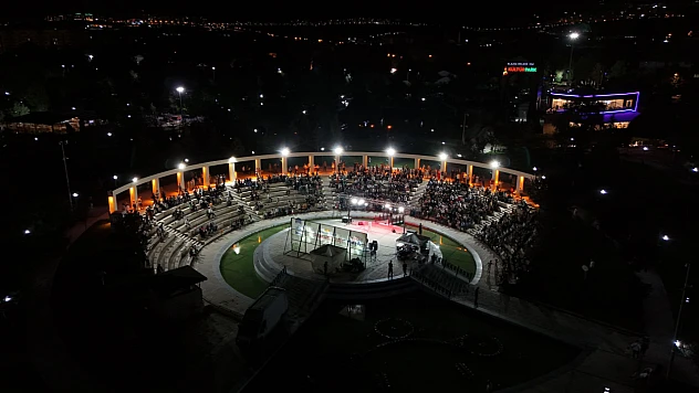 Elazığ'da yaz konserleriyle coşku sürüyor
