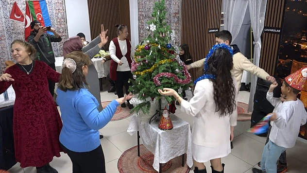 Elazığ'daki Azerbaycanlılar etkinlikte bir araya geldi