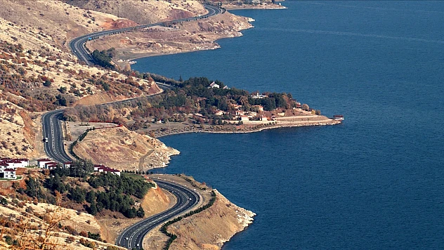 Elazığ İl Özel İdaresi'nden Hazar Gölü açıklaması