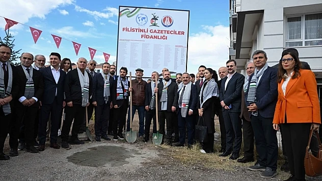 Filistinli gazeteciler anısına 273 fidan dikildi