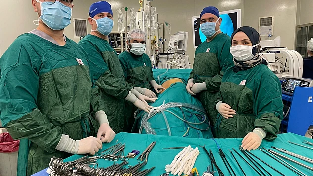Fırat Üniversitesi Hastanesi'nde böbrek nakli başarıyla gerçekleştirildi