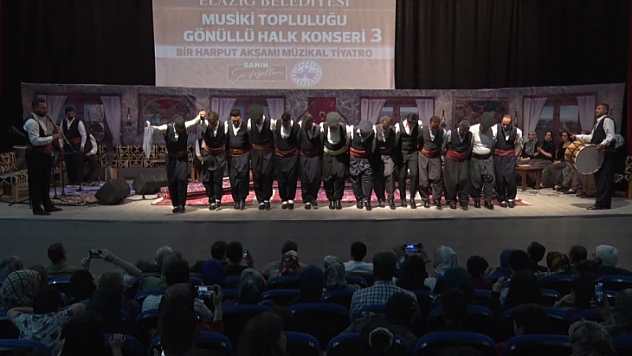 Gönüllü Halk Korosu Harput Müziği esintileri sundu
