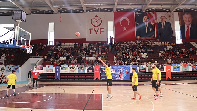 GSB Spor okulları yaz dönemi açılışı Elazığ'da coşkuyla gerçekleştirildi