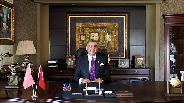 Gürsel Erol'dan Elazığspor'a Destek: Takımın konaklama giderlerini üstlendi!