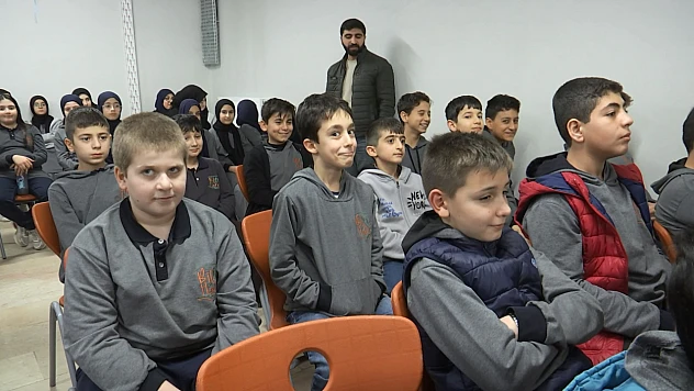 Hafızlıklarını tamamlayan 30 öğrenci ödüllendirildi