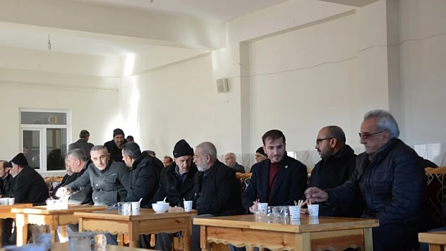 HÜDA Par Genel Başkan Yardımcısı Şahin Elazığ'da depremzedeleri ziyaret etti