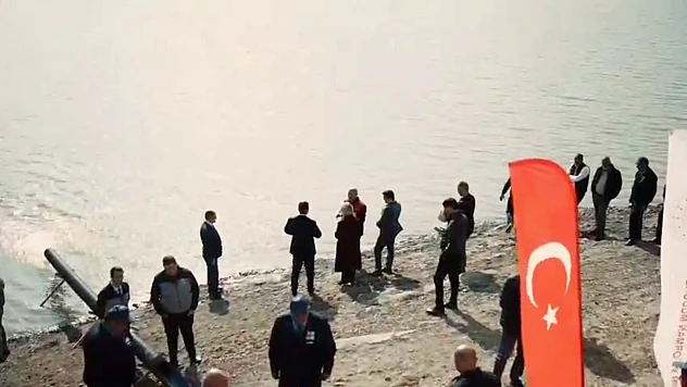 Keban'dan Nahçıvan'a 300 bin yavru sazan balığı gönderildi