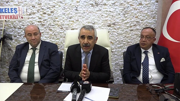 MASSAD'da bayrak değişimi