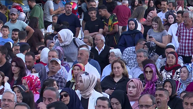 Sanatçı Yusuf Harput'lu Karakoçanlılarla buluştu