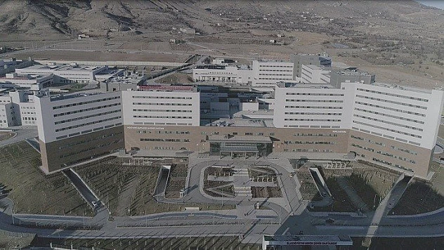 Şehir Hastanesi Depremden Sonra Pandemide de Büyük Rol Üstlendi